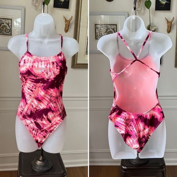 Nike Swim Solar Canopy Classic Tank Swimsuit Bordeaux 8 - Picture 1 of 9